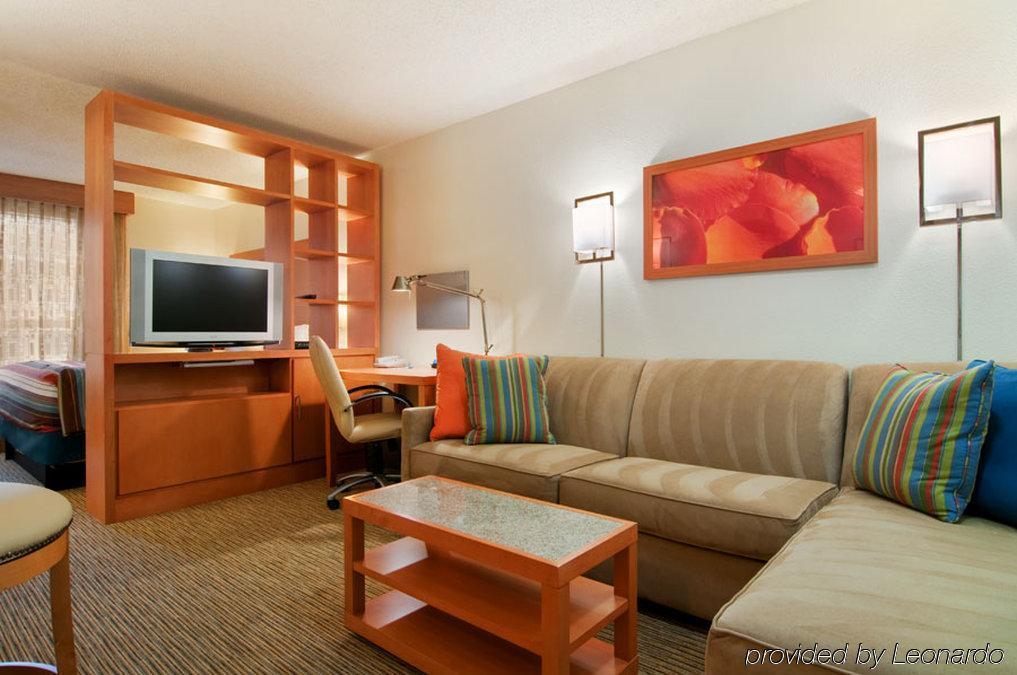 Hyatt House Houston Galleria Exterior photo